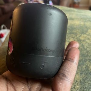 Souncore Bluetooth speaker